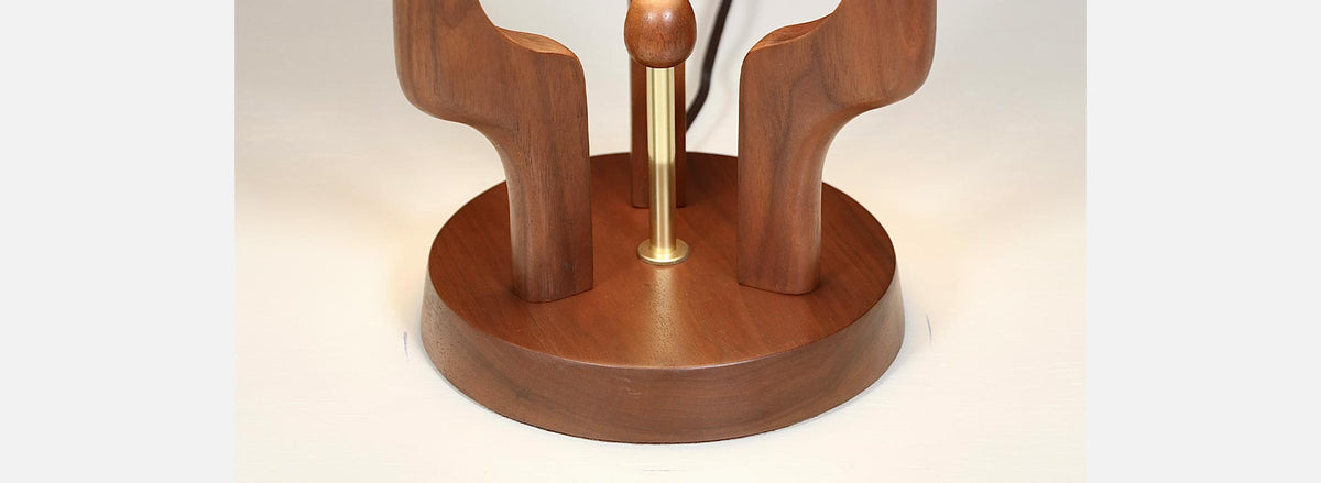 David Shreve Sculptural Walnut Table Lamp for V.H. Woolums