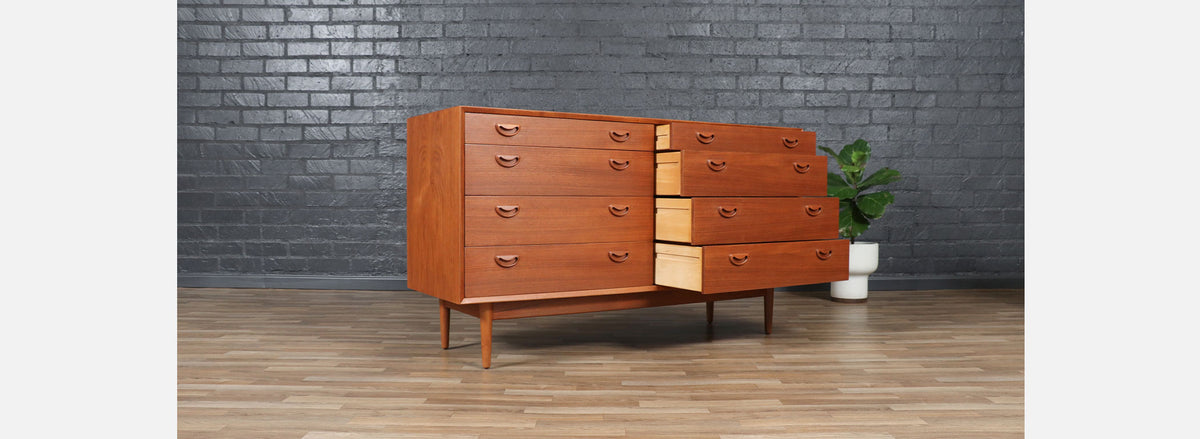 Mid-Century Danish Modern Teak 8-Drawer Dresser