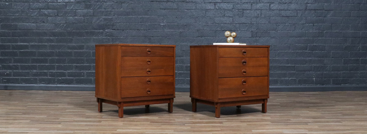 Yngve Ekström Model-507 Walnut Night Stands for Dux