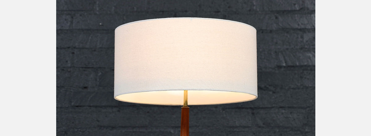 Gerald Thurston Sculpted Tripod Brass & Walnut Table Lamp for Lightolier 