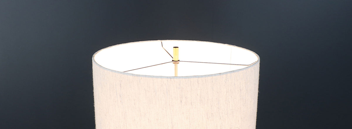 Gerald Thurston "Fin" Porcelain Table Lamp by Lightolier 