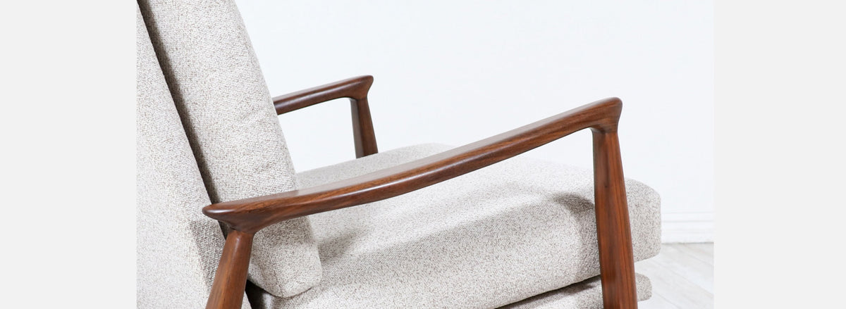 Mid-Century Modern Reclining Lounge Chair with Ottoman by Milo Baughman