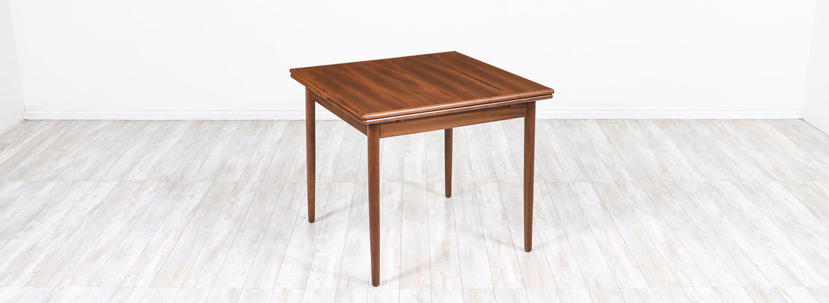 Danish Modern Expanding Draw-Leaf Walnut Dining Table 