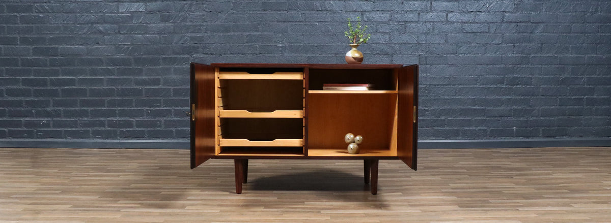 Carlo Jensen Brazilian Rosewood Cabinet for Hundevad & Co.