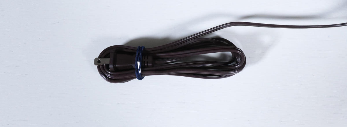 Mid-Century Modern Sculptural Table Lamp by R & J Manufacturing