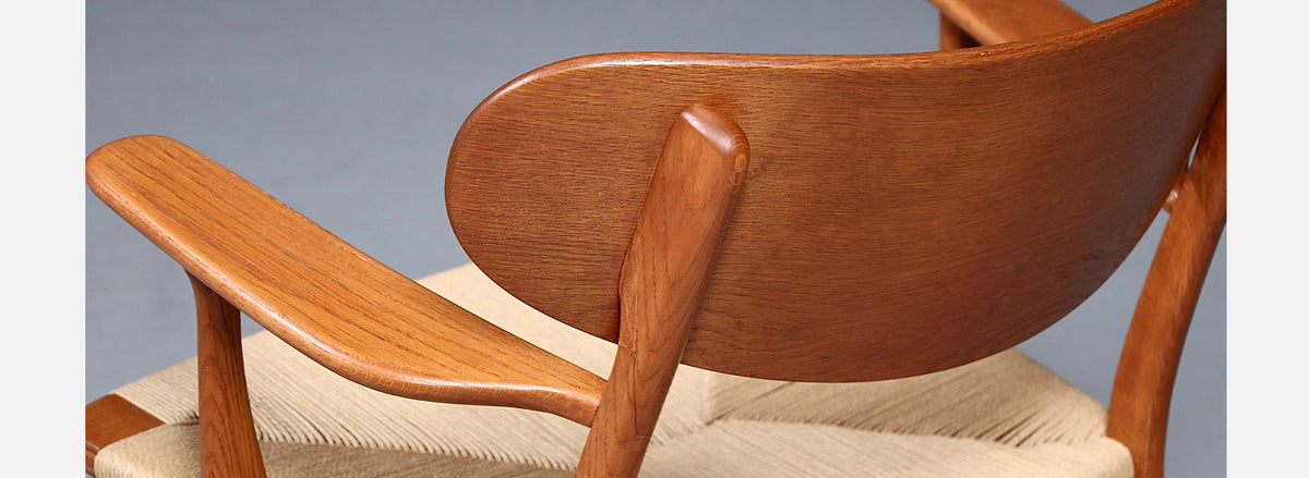 Hans J. Wegner CH-22 Lounge Chair for Carl Hansen & Søn