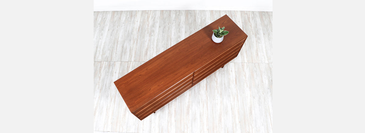 Mid-Century Modern 8-Drawer Teak Dresser by Westnofa