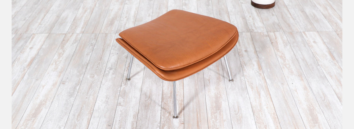 Vintage "Womb" Tan Leather Chair with Ottoman by Eero Saarinen for Knoll 