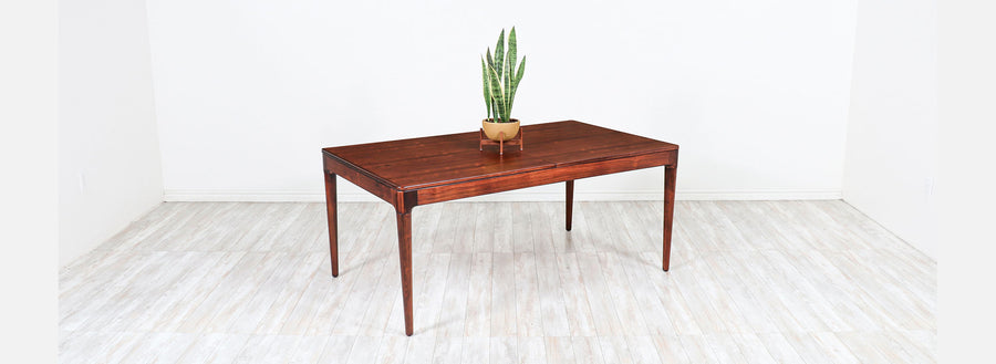 Arne Hovmand-Olsen Expanding Rosewood Dining Table for Mogens Kold 