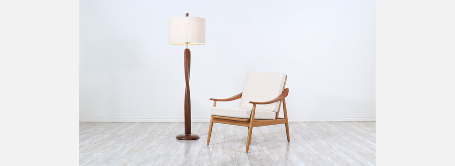 Mid-Century Modern Sculpted Walnut Floor Lamp  86432