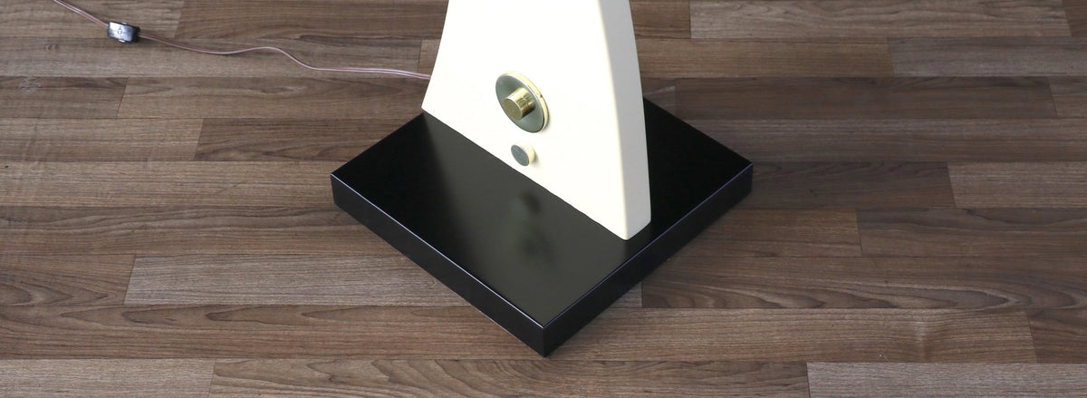 Mid-Century Modern Sculpted Lacquered Floor Lamp