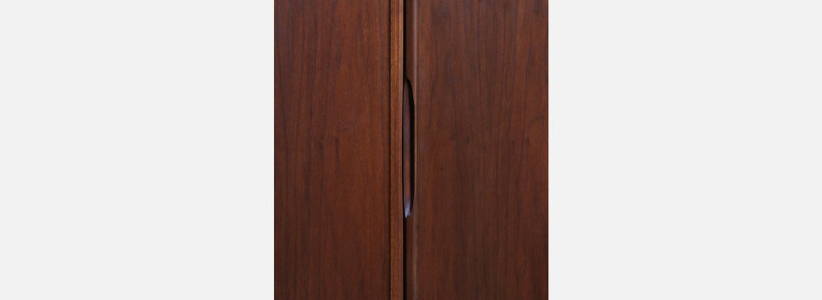 Jack Cartwright Gentlemen's Wardrobe Dressing Cabinet w/ Mirror