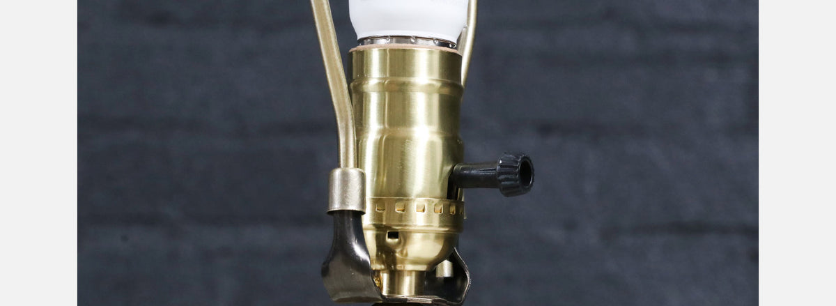 Mid-Century Modern Tripod Brass & Walnut Table Lamp