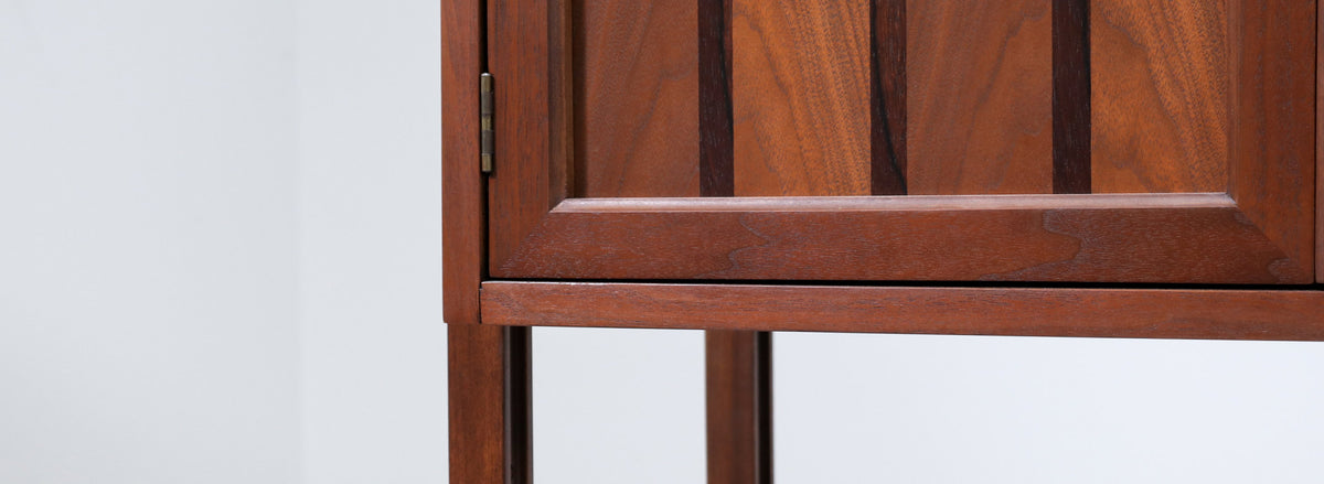 Mid-Century Free-Standing Bookshelf Unit by Stanley Furniture