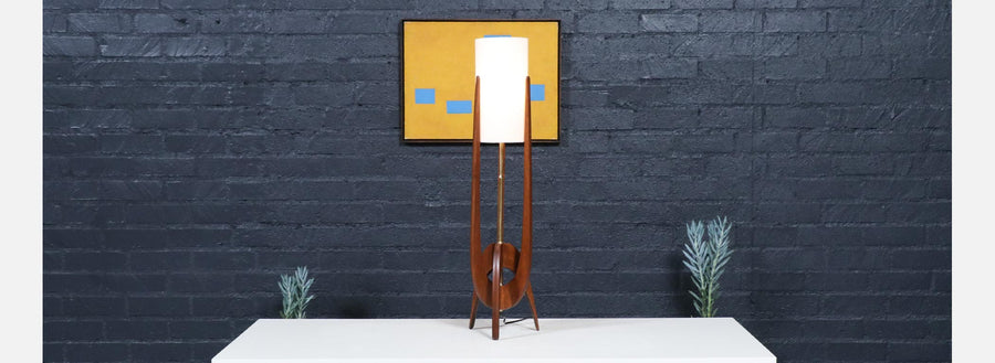 Mid-Century Modern Sculpted Lamp by R & J Manufacturing