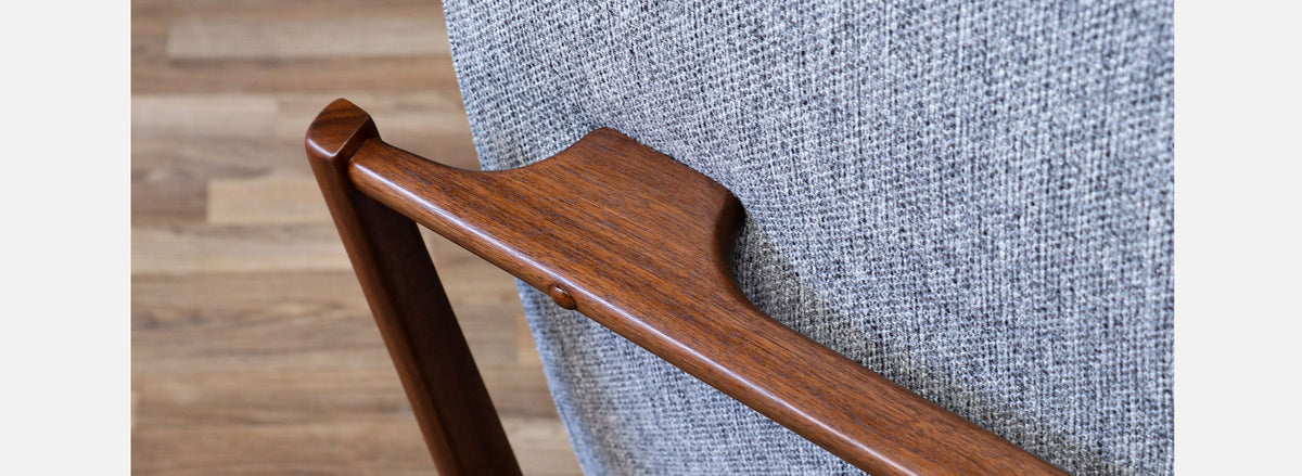 Mid-Century Modern Sculpted Sleigh-Base Lounge Chair by Hans Juergens
