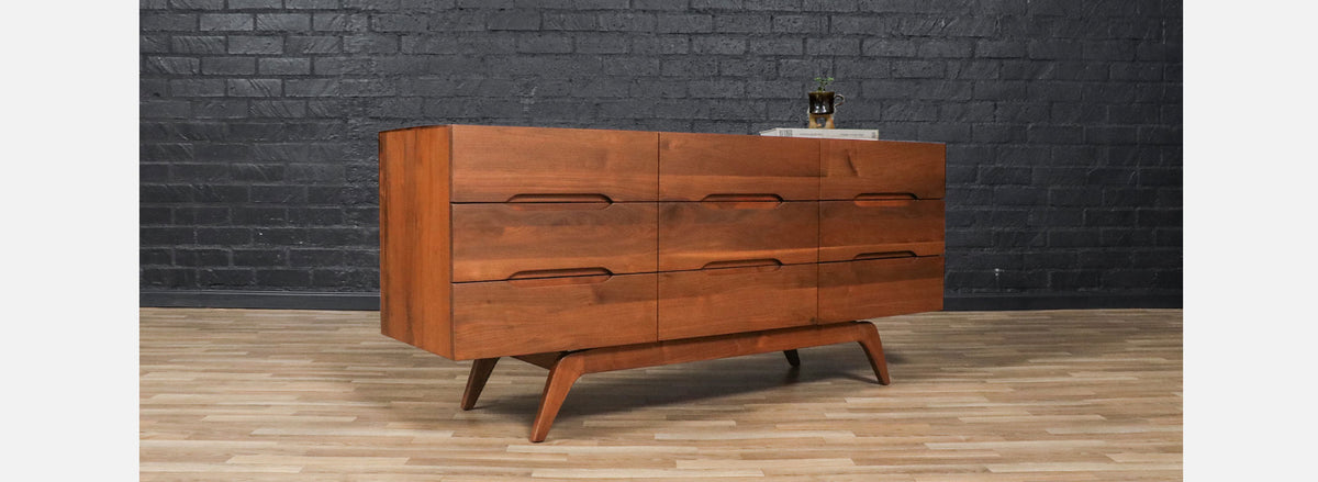 Mid-Century Californian Modern Sculpted Walnut Dresser 