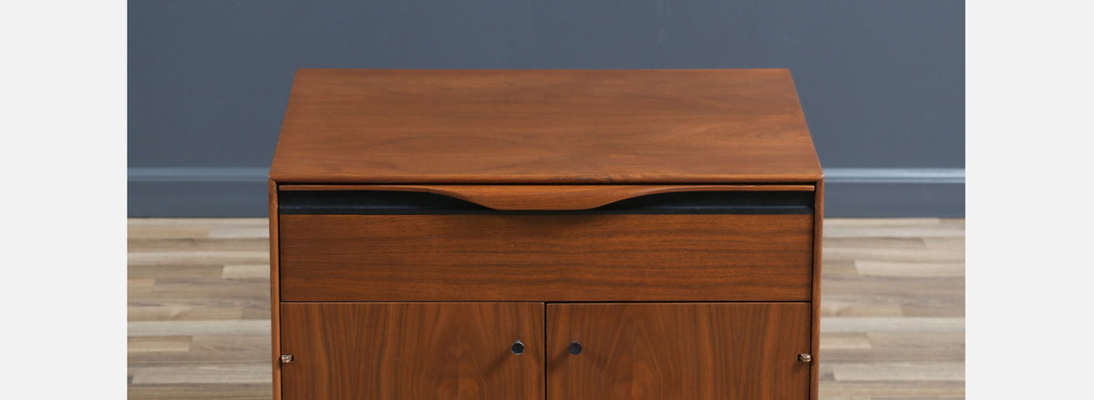 Californian Modernist Walnut Night Stands by John Kapel