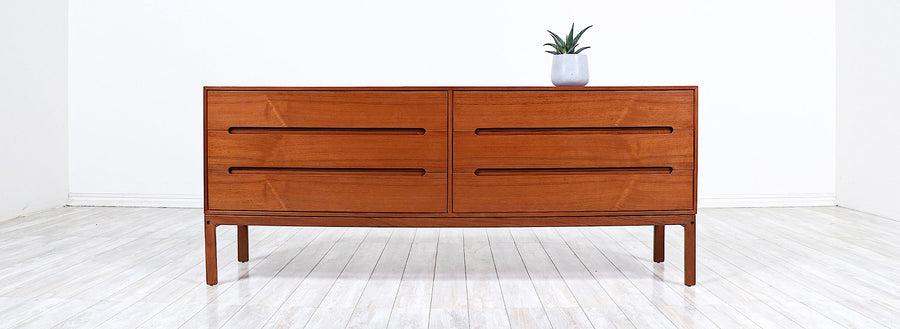 Arne Wahl Iversen Model-92 Teak Dresser for Vinde Møbelfabrik