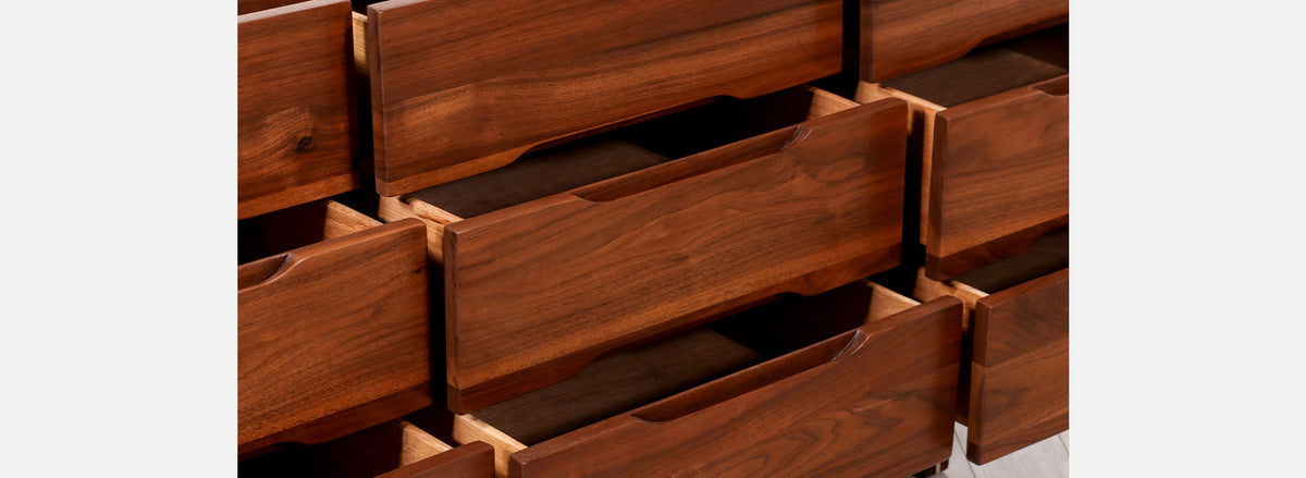 Mid-century Modern "Pristine" Walnut 9-Drawer Dresser by American Martinsville