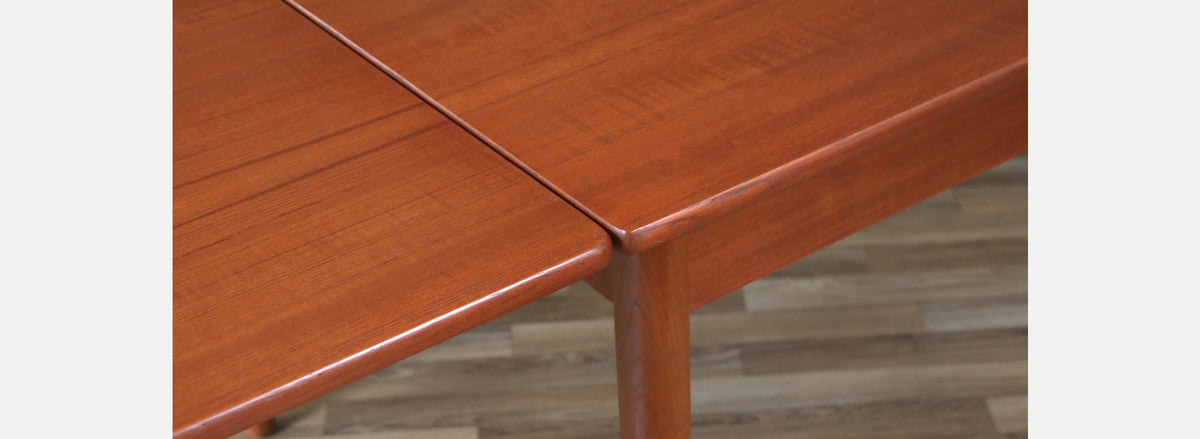 Hans J. Wegner Draw-Leaf teak Dining Table for Andreas Tuck