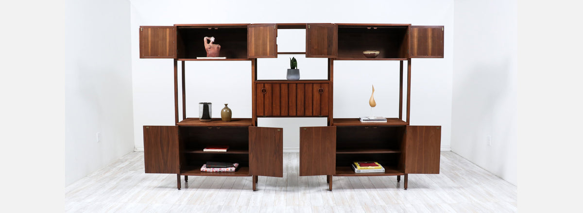 Mid-Century Free-Standing Bookshelf Unit by Stanley Furniture