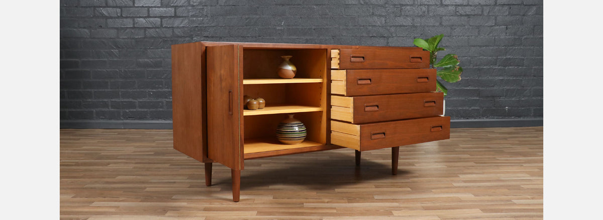 Carlo Jensen Bi-Folding Door Walnut Credenza for Hundevad & Co.