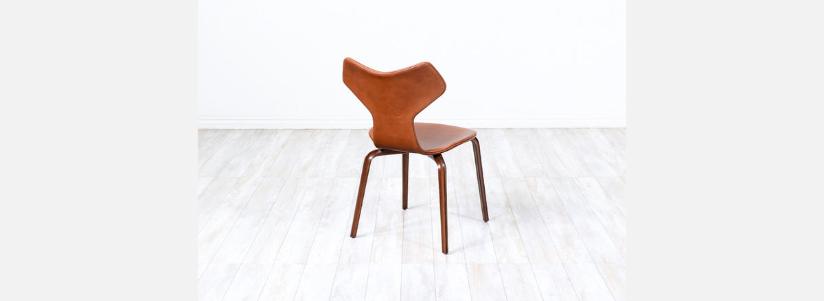 Arne Jacobsen "Grand Prix" Leather Chair for Fritz Hansen