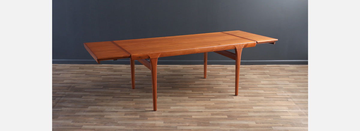 Danish Modern Expanding Teak Dining Table by Faarup Mobelfabrik