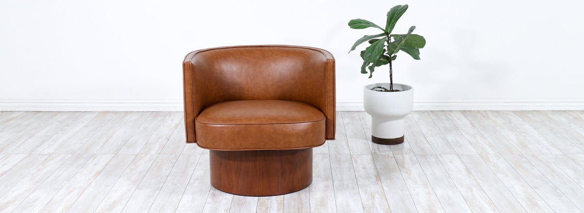 Milo Baughman Swivel Cognac Leather Tub Chair for Thayer Coggin