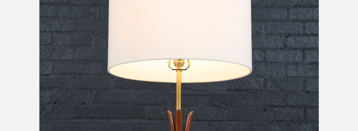 David Shreve Sculpted Walnut Table Lamp for V.H. Woolums