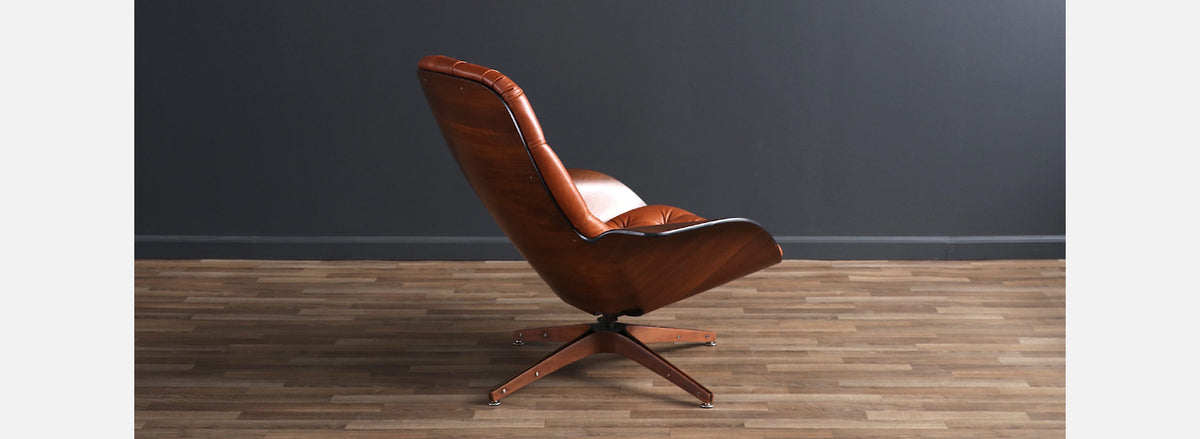 George Mulhauser "Mr. Chair" Cognac Leather Swivel Chair for Plycraft