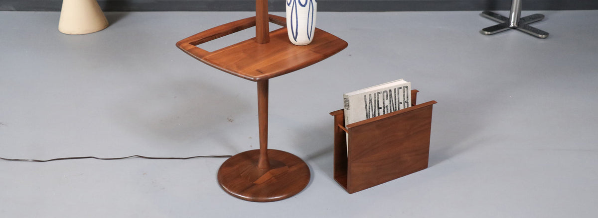 Laurel Floor Lamp w/ Removable Magazine Holder & Tray Table
