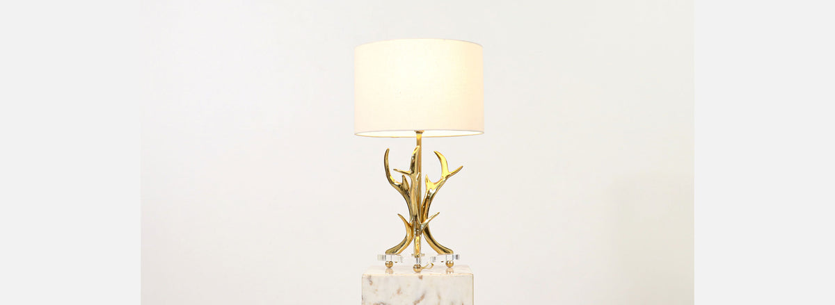 Mid-Century Modern Sculpted Brass Horns & Lucite Table Lamp 