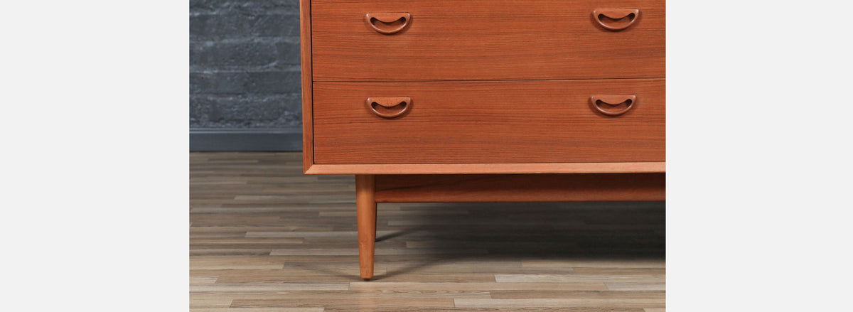 Mid-Century Danish Modern Teak 8-Drawer Dresser